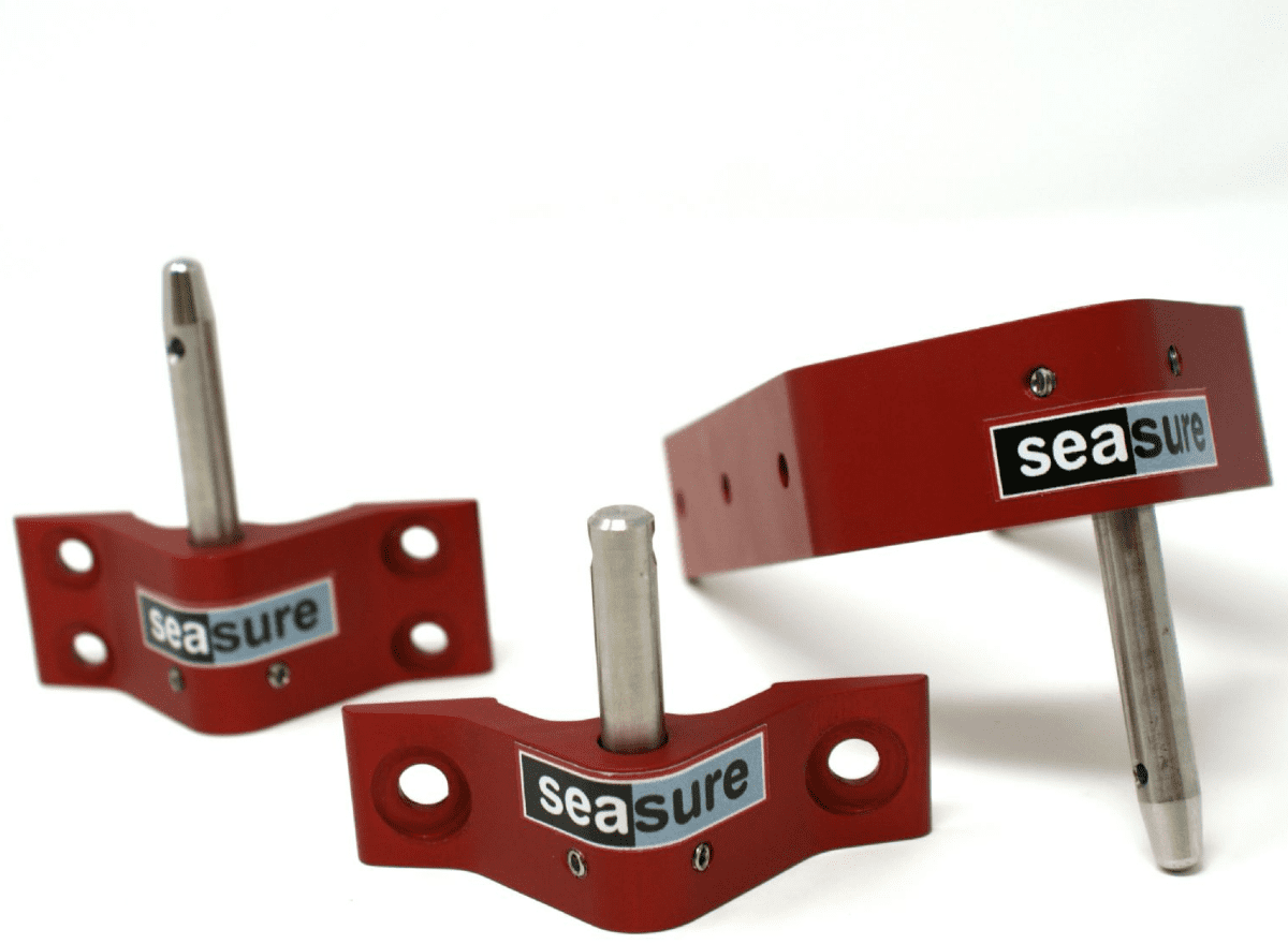 Regulator Transom Red Performance Transom Fittings – Sea Sure Ltd